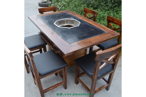 找廠家零售火鍋餐桌選擇什麼樣的作風(fēng)好呢？