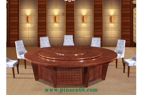 面對(duì)不同材質(zhì)（實(shí)木、大理石、玻璃）的火鍋?zhàn)廊绾芜x擇？