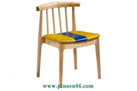 簡約實(shí)木白蠟?zāi)酒じ镘洶蛷d椅子