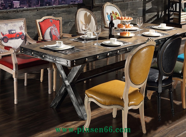 美式復(fù)古酒店餐桌椅 大型餐廳超長(zhǎng)鐵皮包邊鐵藝餐桌椅定制廠家